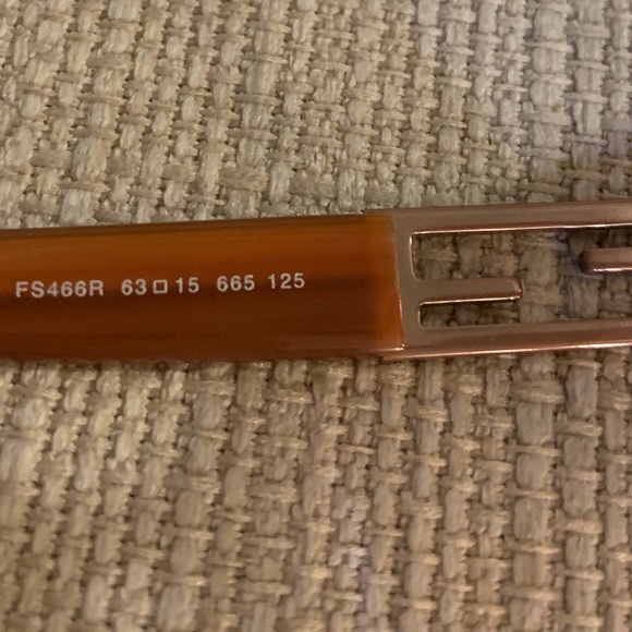 Fendi Sunglasses with Case Card envelope - Picture 5 of 7